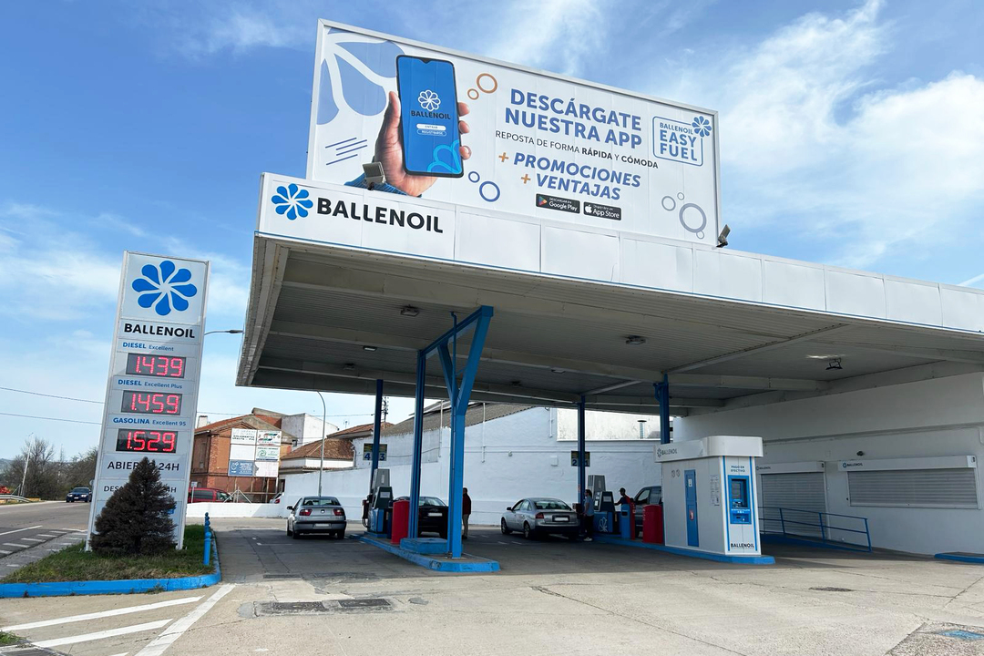 Gasolinera Ballenoil Talavera V