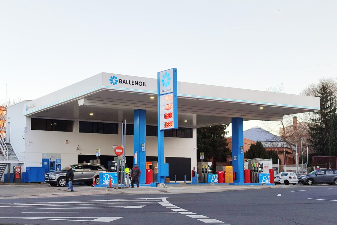 Gasolinera Ballenoil en Segovia
