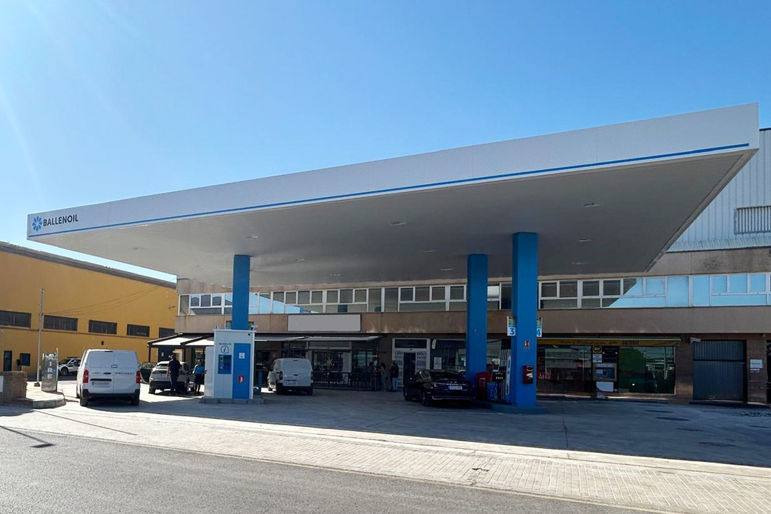 Gasolinera Ballenoil en Museros